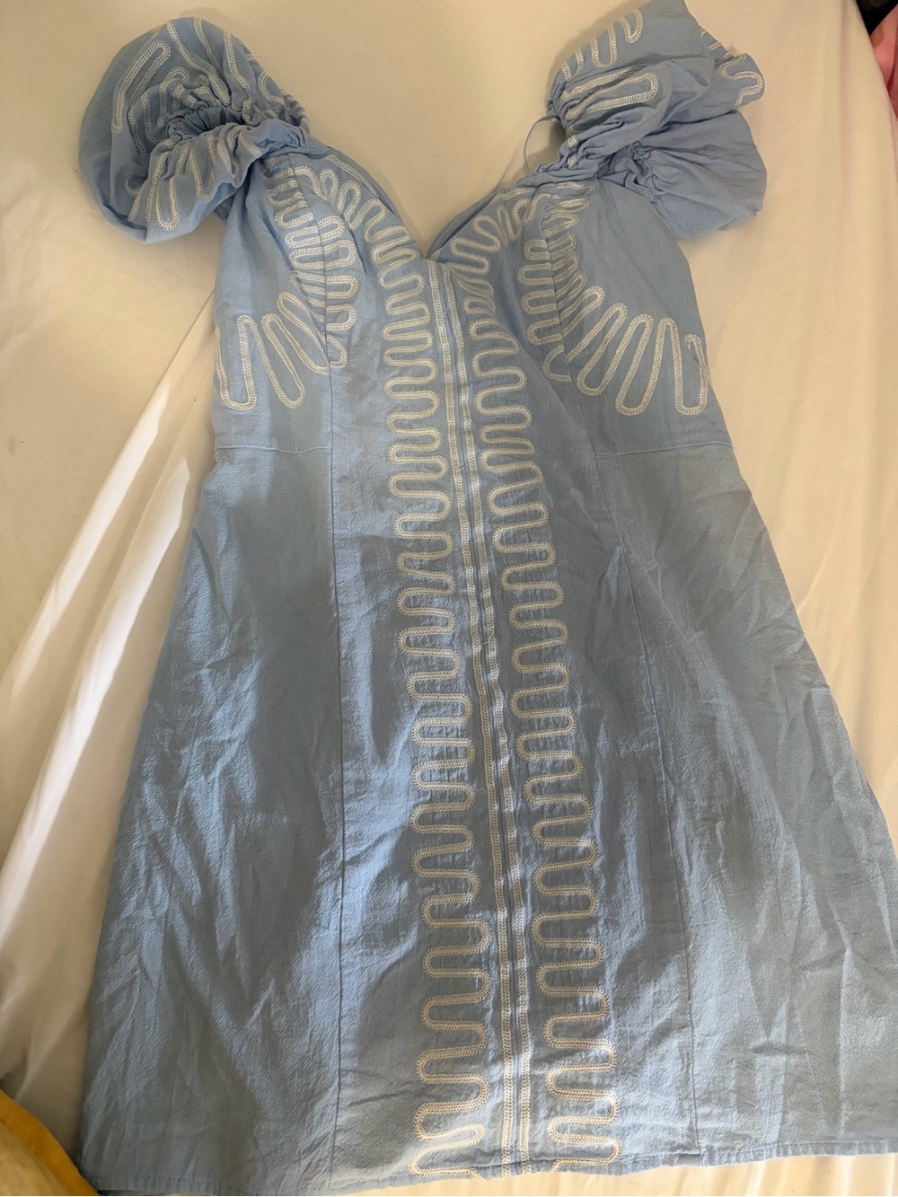 Sweetheart Off-Shoulder Light Blue Embroidered Mini Dress - Picture 2 of 9
